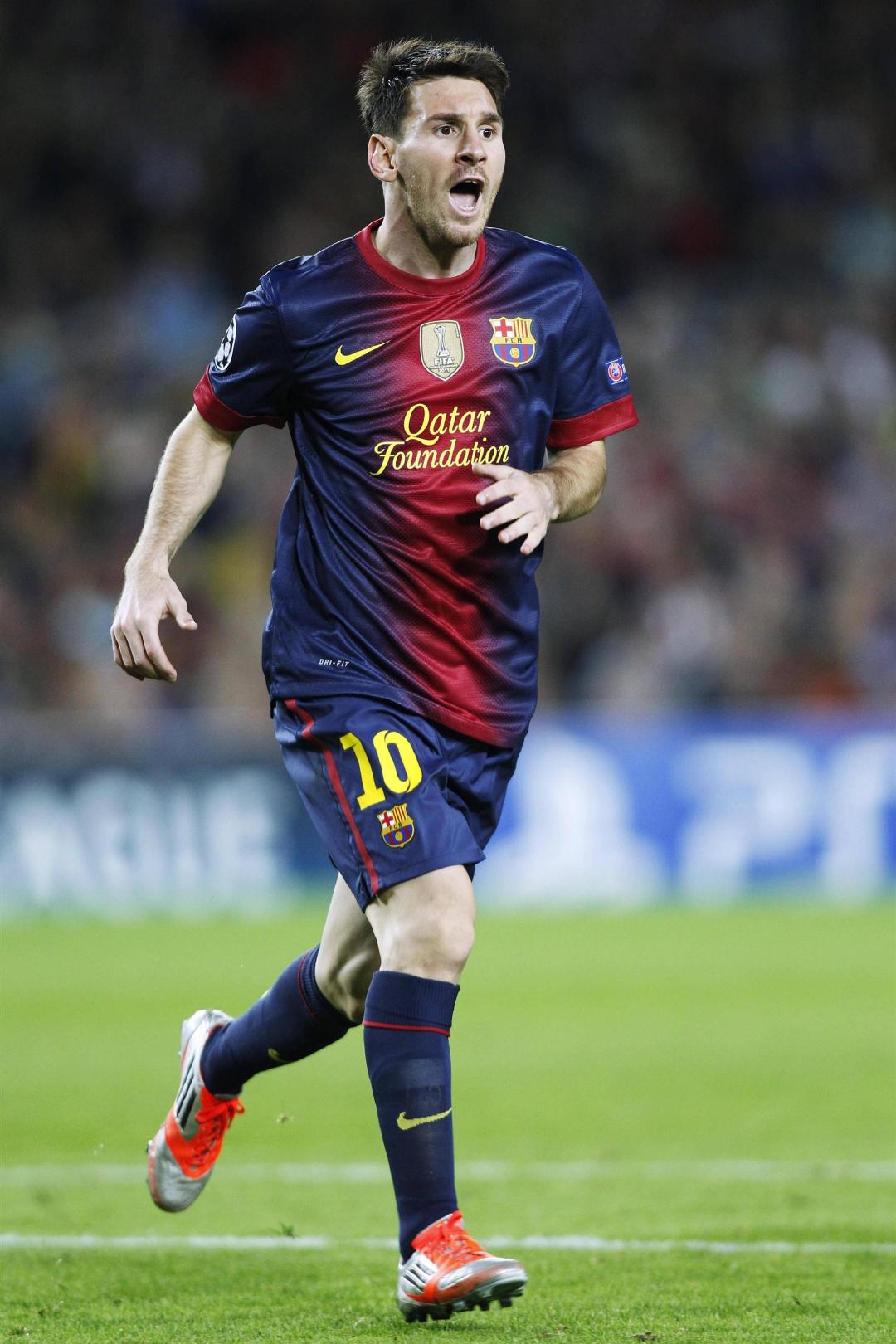 国足冬训首日实况：于汉超布设训练，吕焯毅受访