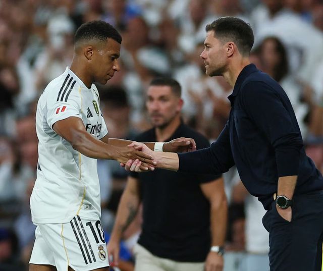 [图]雄鹿105-101湖人 字母哥21分东契奇6犯离场