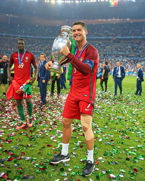 大话手游应援积分突破55亿！ 杨超越绝美花絮解锁