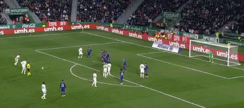 [中超]吴曦造点 路易斯主罚点球扳平比分