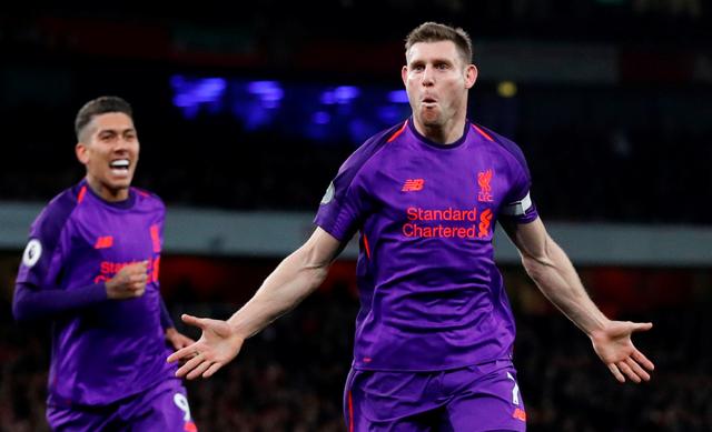 灾难！詹皇最后上场当卧底，13秒失误+不防守葬送湖人，东契奇带不动他