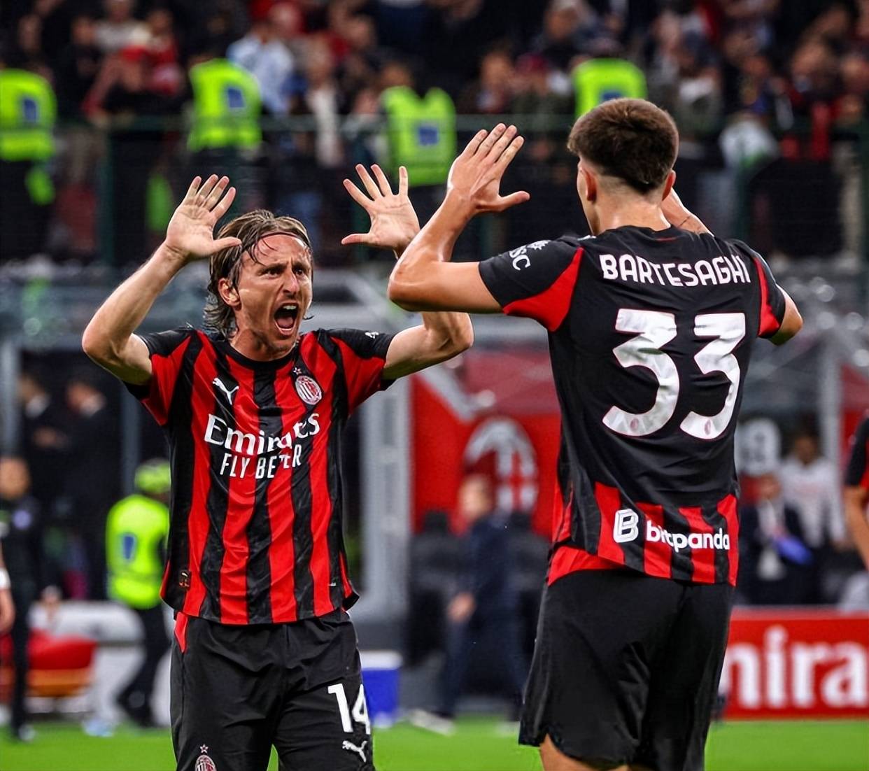 4000万边锋归队+15岁天才雪藏！曼联全阵战曼城，能破3球惨败魔咒