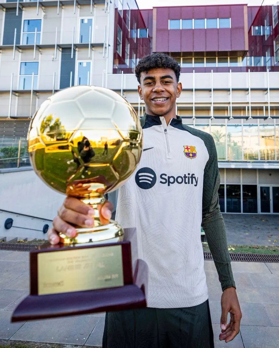 上海城市业余联赛迎新跑成功举办