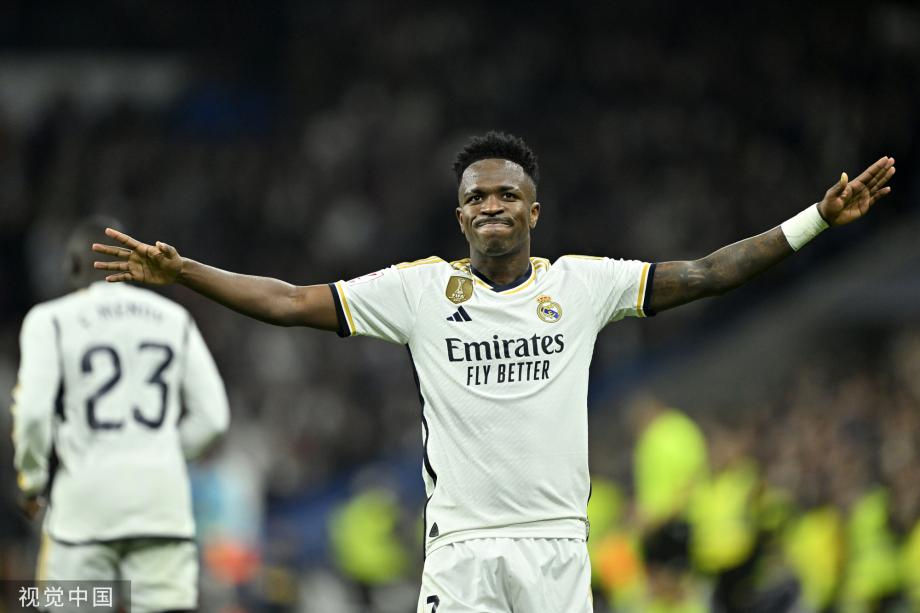 完美再现！《巫师3》传奇银剑实物复刻版开放预订