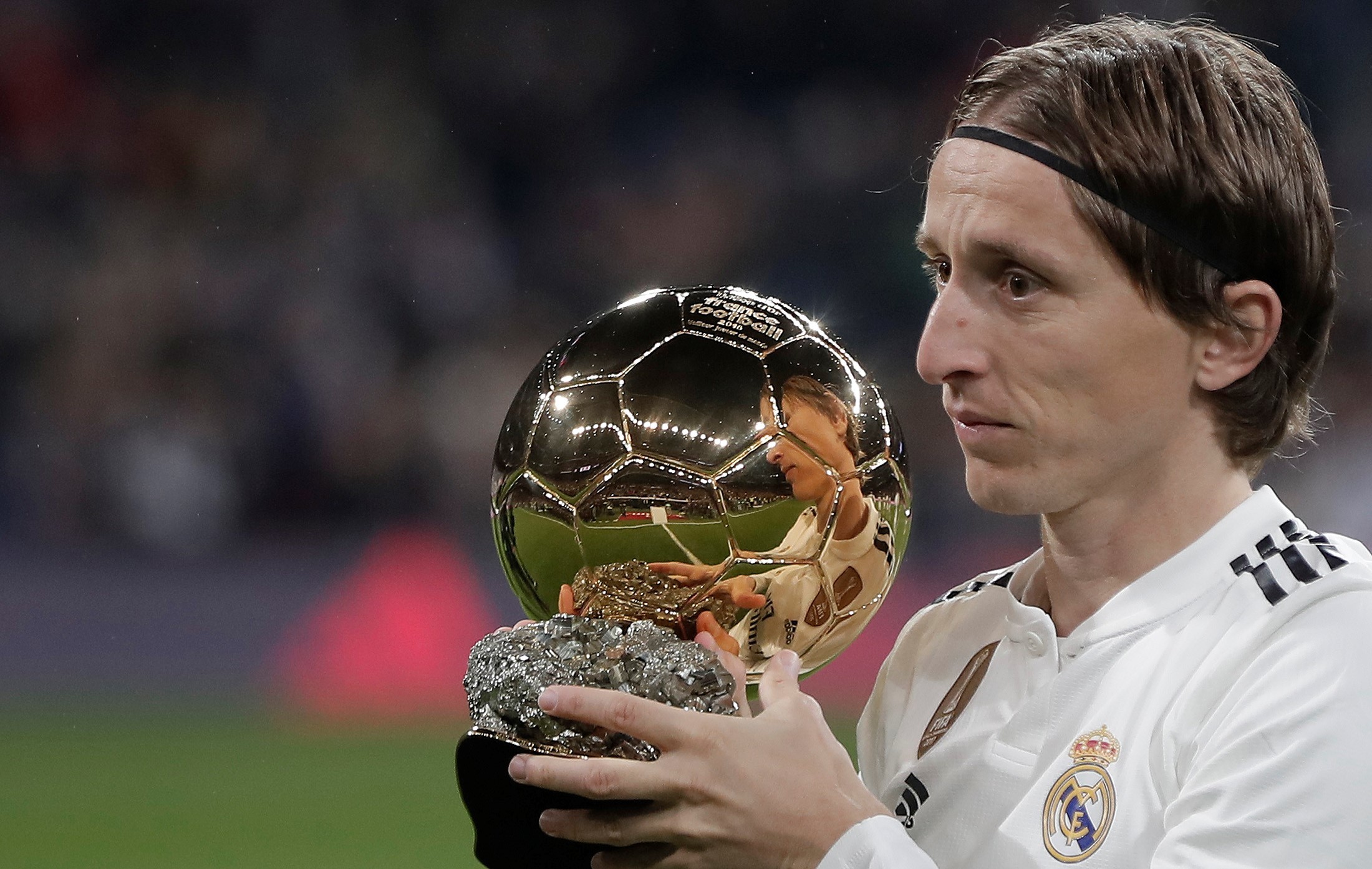 [德甲]穆西亚拉救主吉滕斯一条龙 拜仁1-1多特蒙德