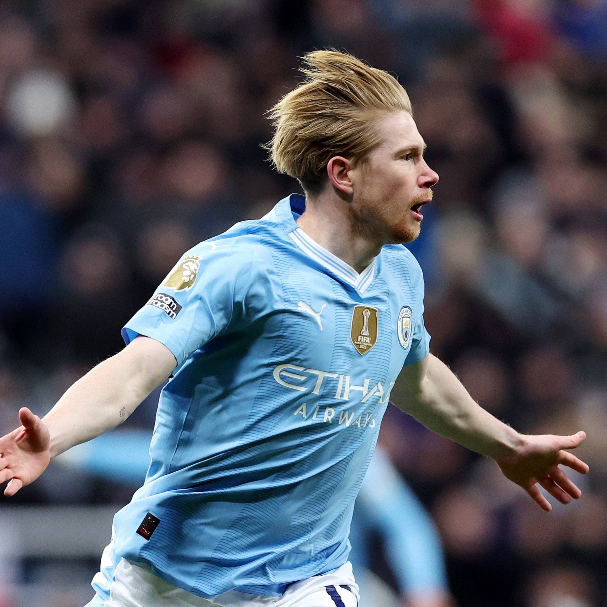 [中超]大连英博战胜山东泰山