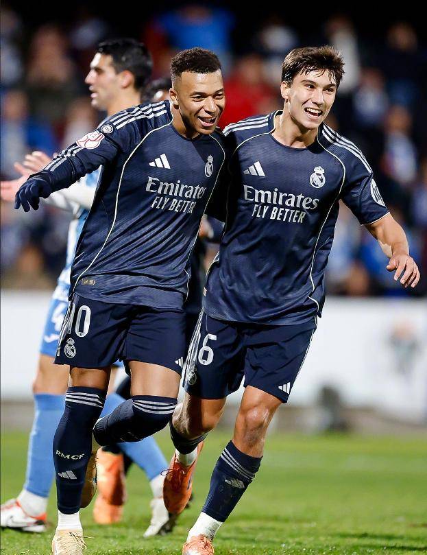 CBA 上海广厦广东获第11胜